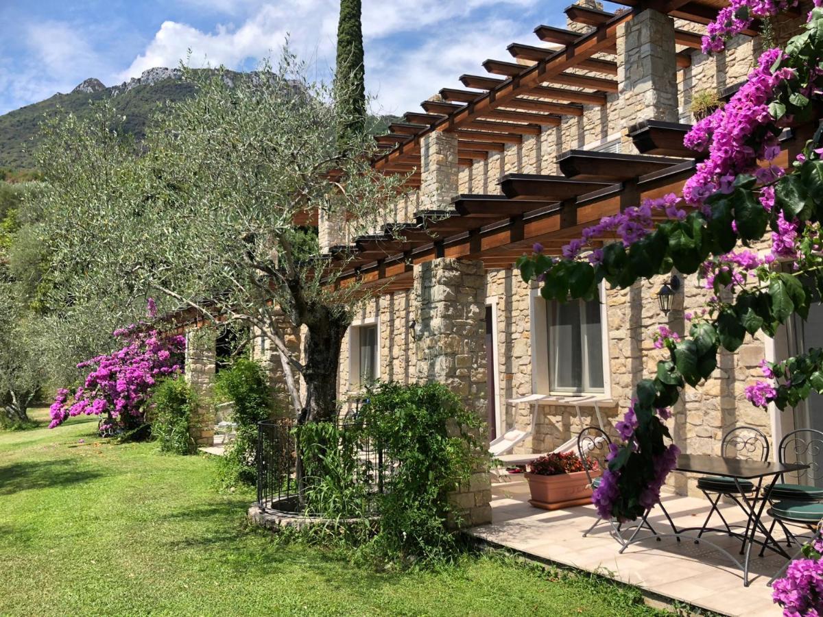 La Cascata Negli Ulivi Bed & Breakfast Toscolano Maderno Exterior foto