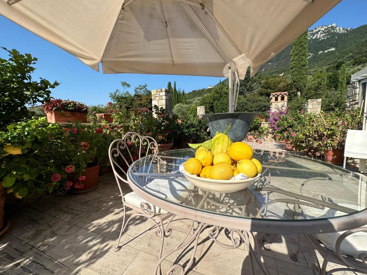 La Cascata Negli Ulivi Bed & Breakfast Toscolano Maderno Exterior foto
