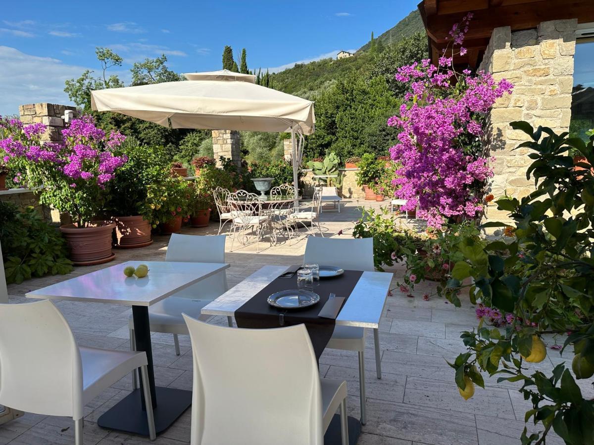 La Cascata Negli Ulivi Bed & Breakfast Toscolano Maderno Exterior foto