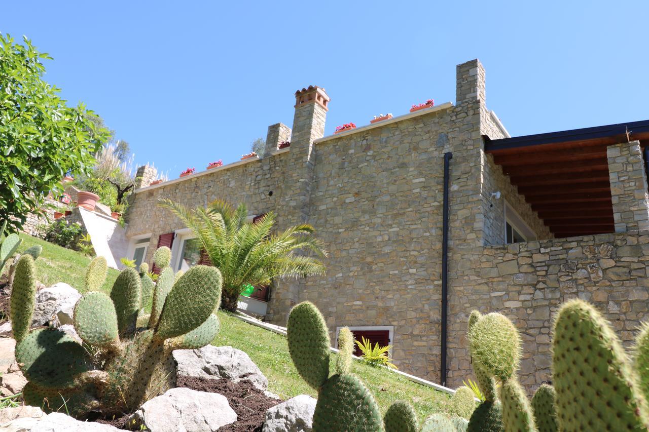 La Cascata Negli Ulivi Bed & Breakfast Toscolano Maderno Exterior foto