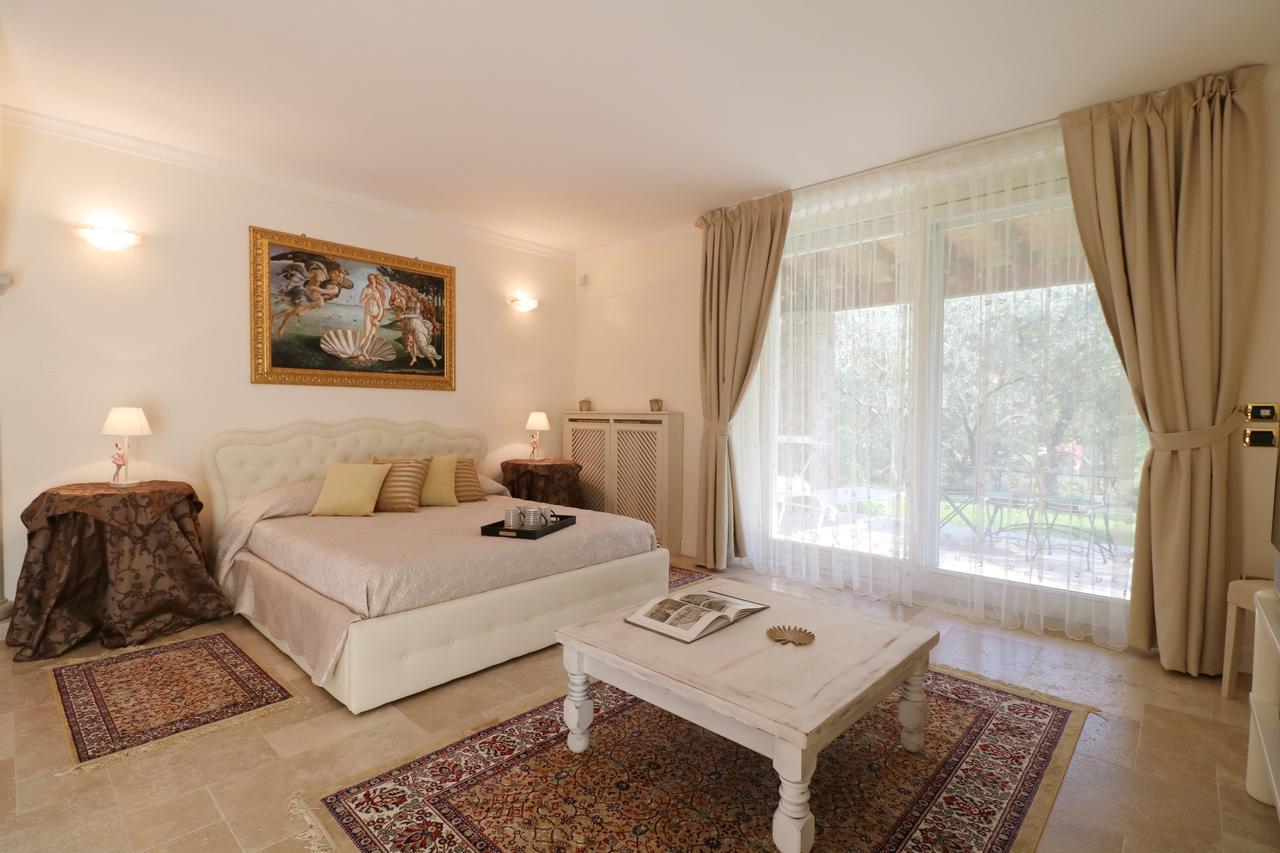 La Cascata Negli Ulivi Bed & Breakfast Toscolano Maderno Exterior foto