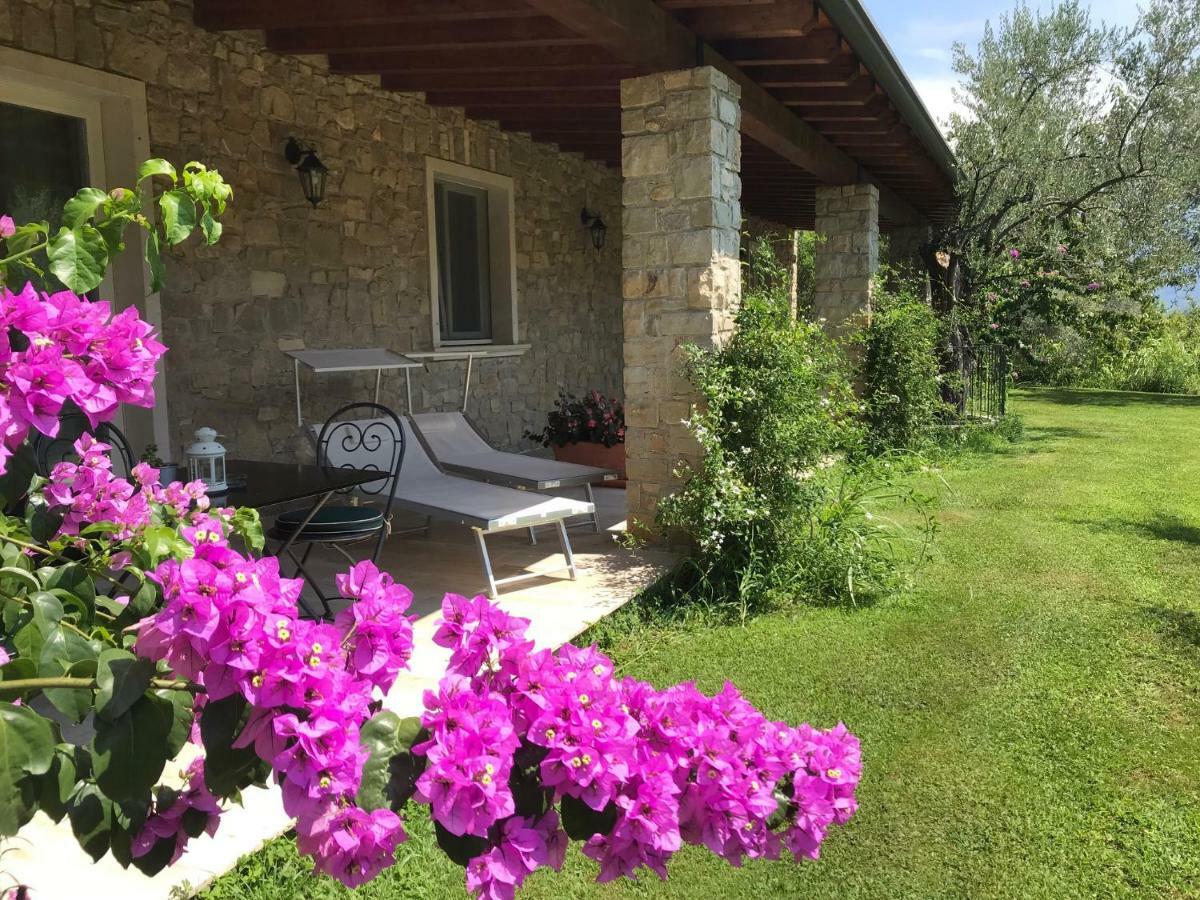 La Cascata Negli Ulivi Bed & Breakfast Toscolano Maderno Exterior foto